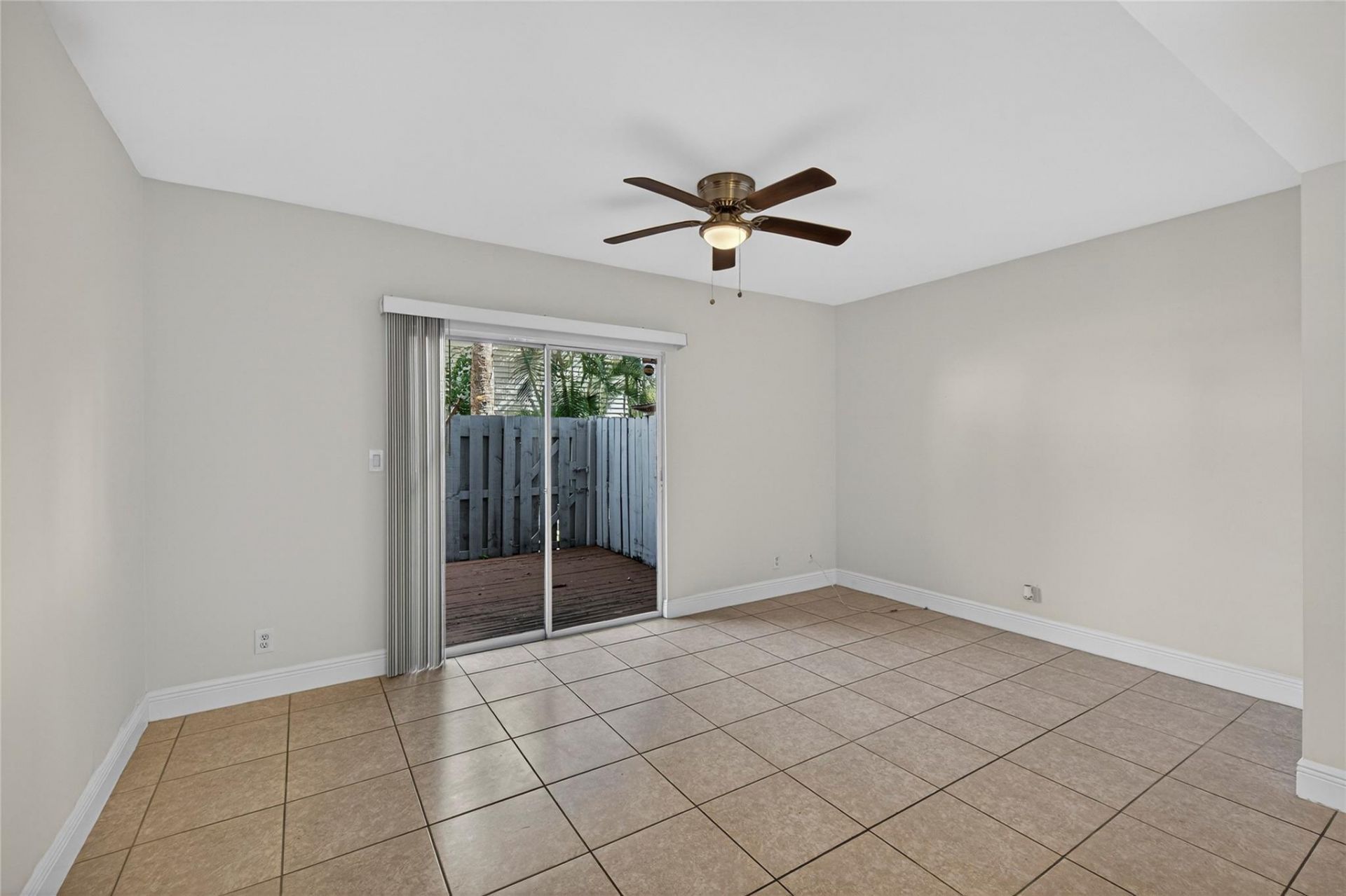 1921 NE 15th Ave, Fort Lauderdale, FL 33305 Photo