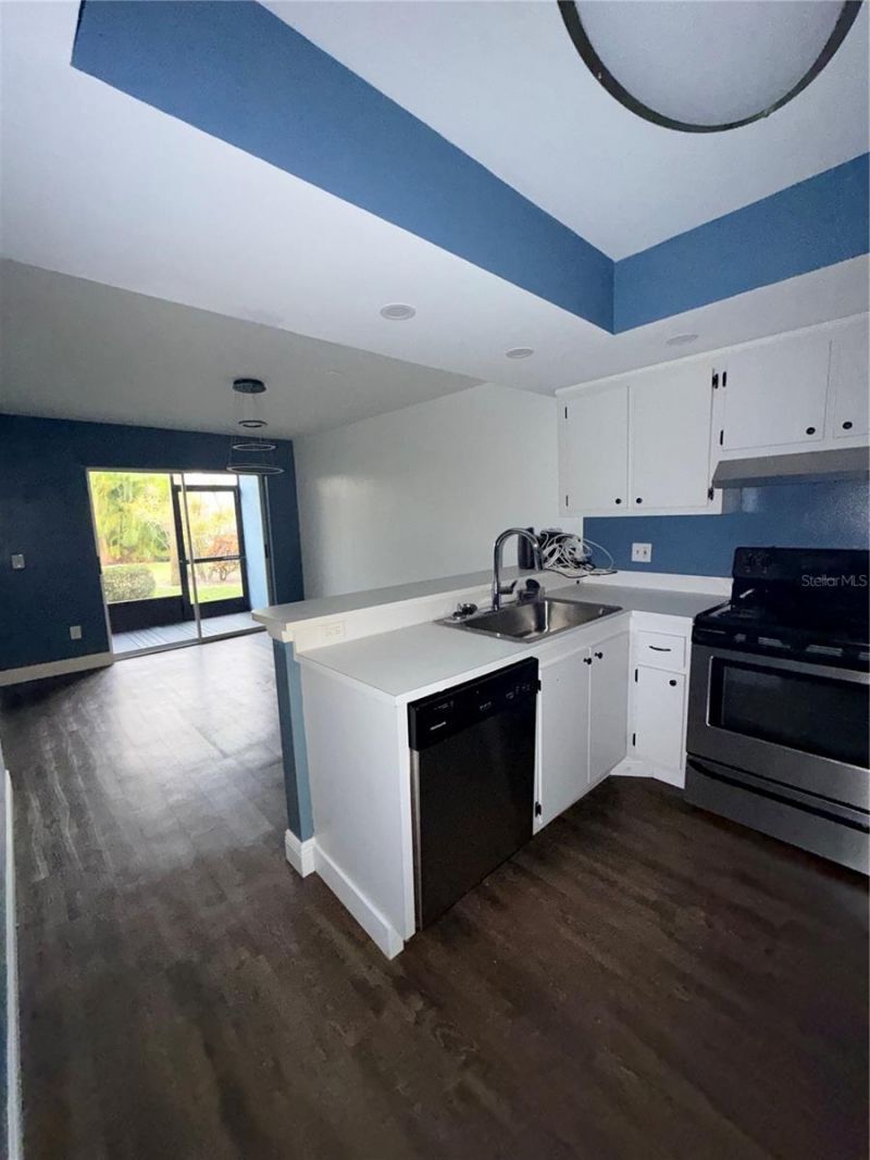 5920 7th Avenue W, Bradenton, FL 34209 Photo