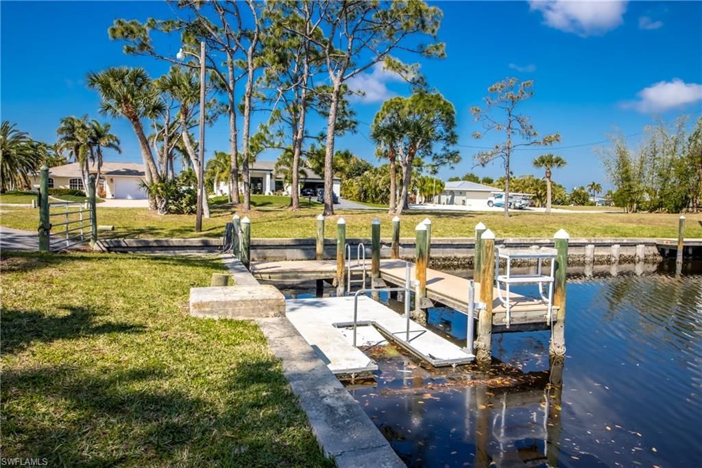 11443 Flint Ln, Bokeelia, FL 33922 Photo