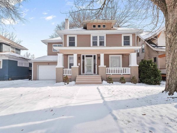 2713 Fairfield Avenue, Fort Wayne, IN 46807