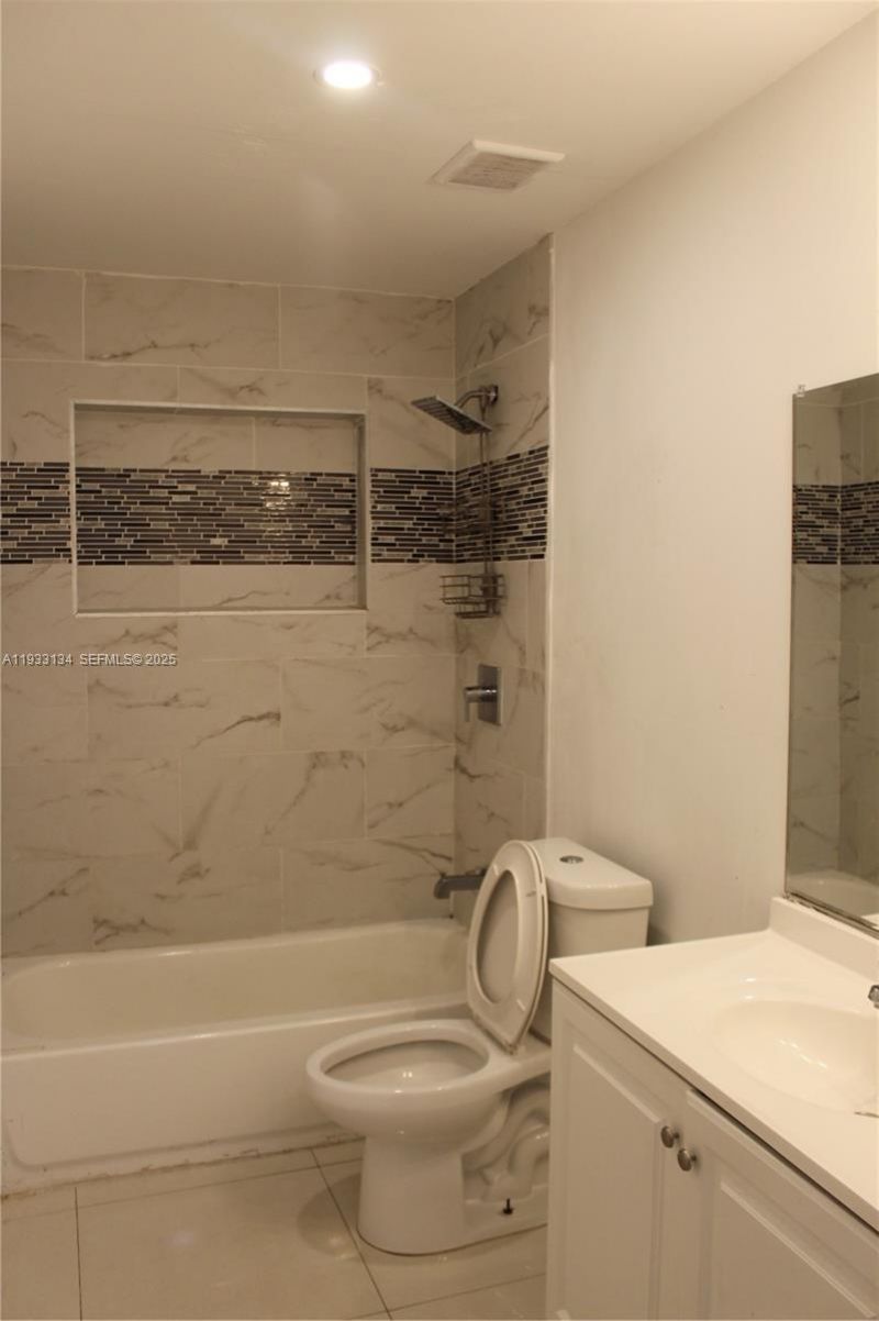 6651 Custer St, Hollywood, FL 33024 Photo