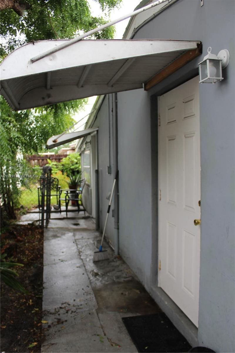 6651 Custer St, Hollywood, FL 33024 Photo