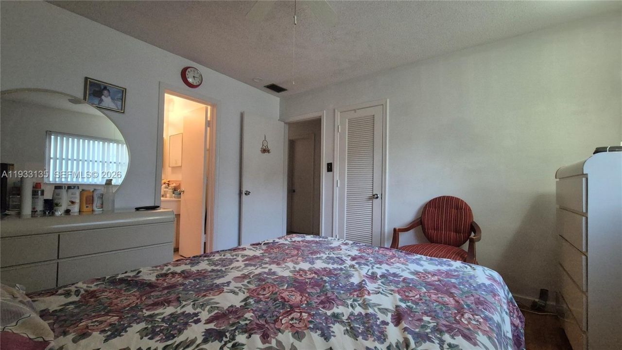 5715 NW 84th Ter, Tamarac, FL 33321 Photo