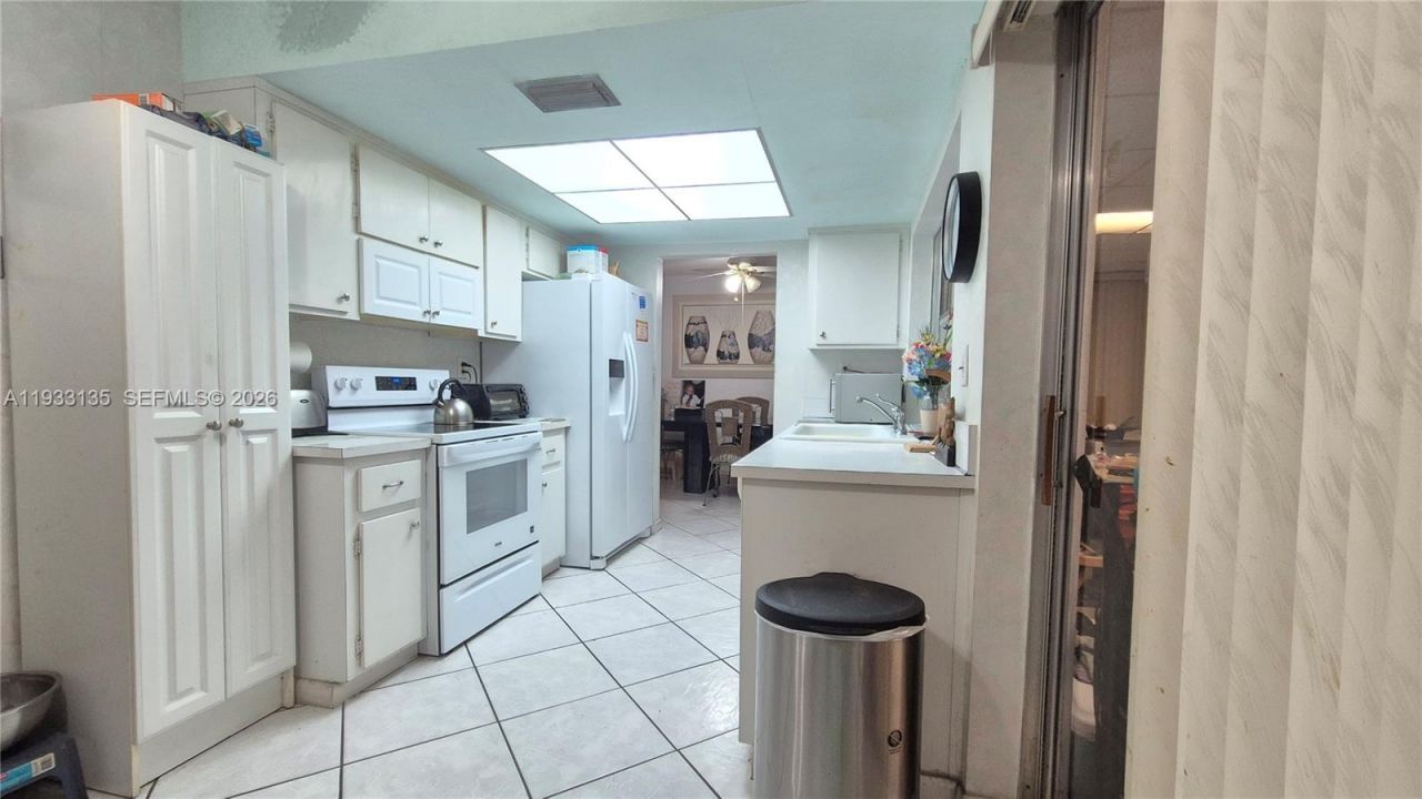 5715 NW 84th Ter, Tamarac, FL 33321 Photo