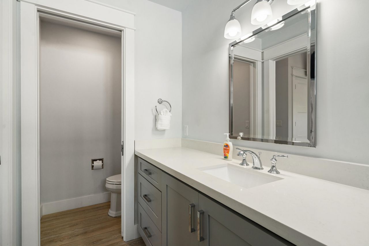 81906 Overseas Highway, Unit 3, Islamorada, FL 33036 Photo