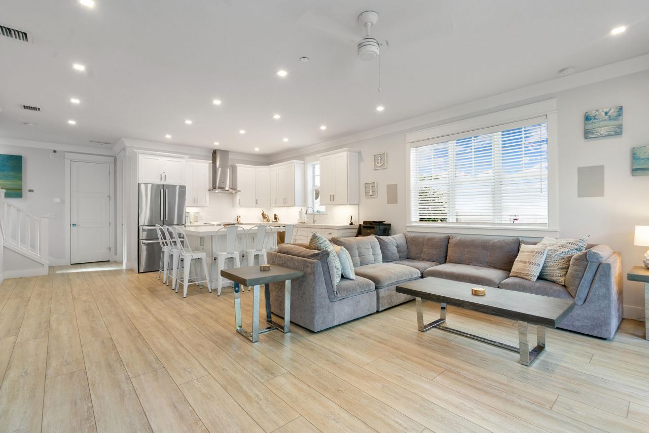 81906 Overseas Highway, Unit 3, Islamorada, FL 33036 Photo