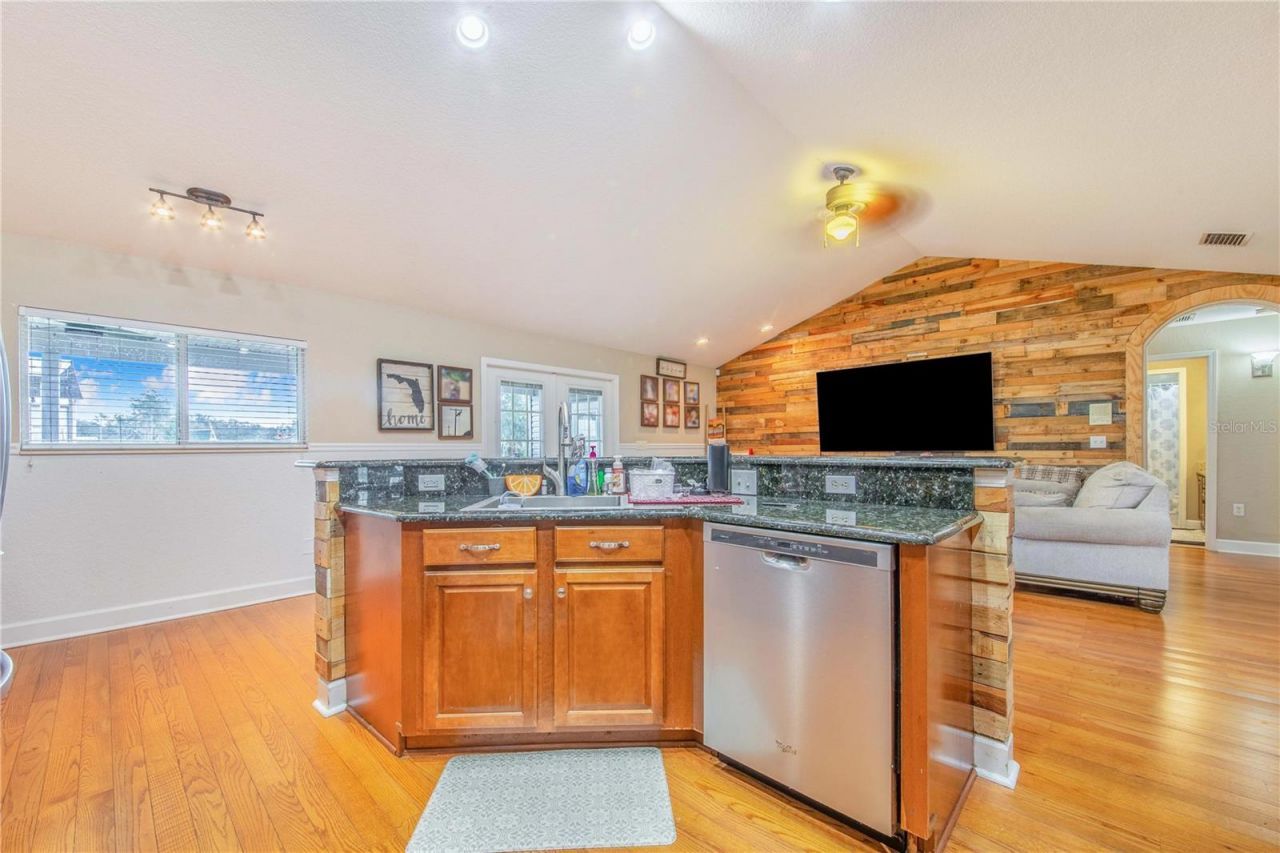 4510 Holloway Creek Drive, Plant City, FL 33567 Photo