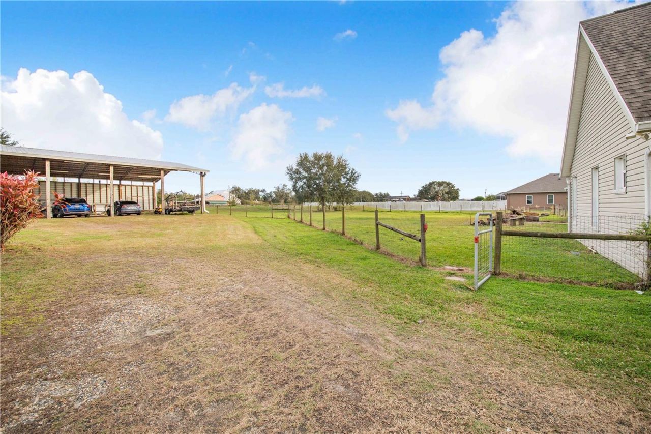 4510 Holloway Creek Drive, Plant City, FL 33567 Photo