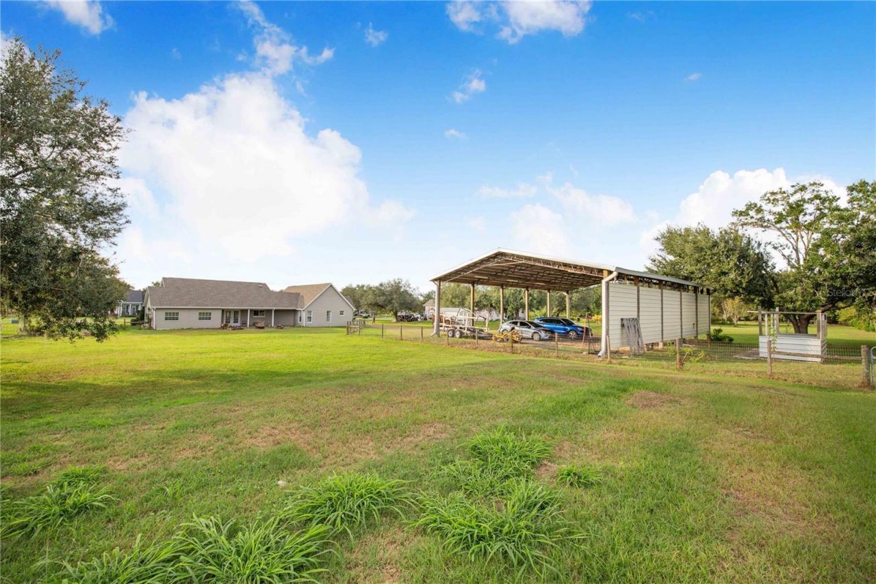 4510 Holloway Creek Drive, Plant City, FL 33567 Photo