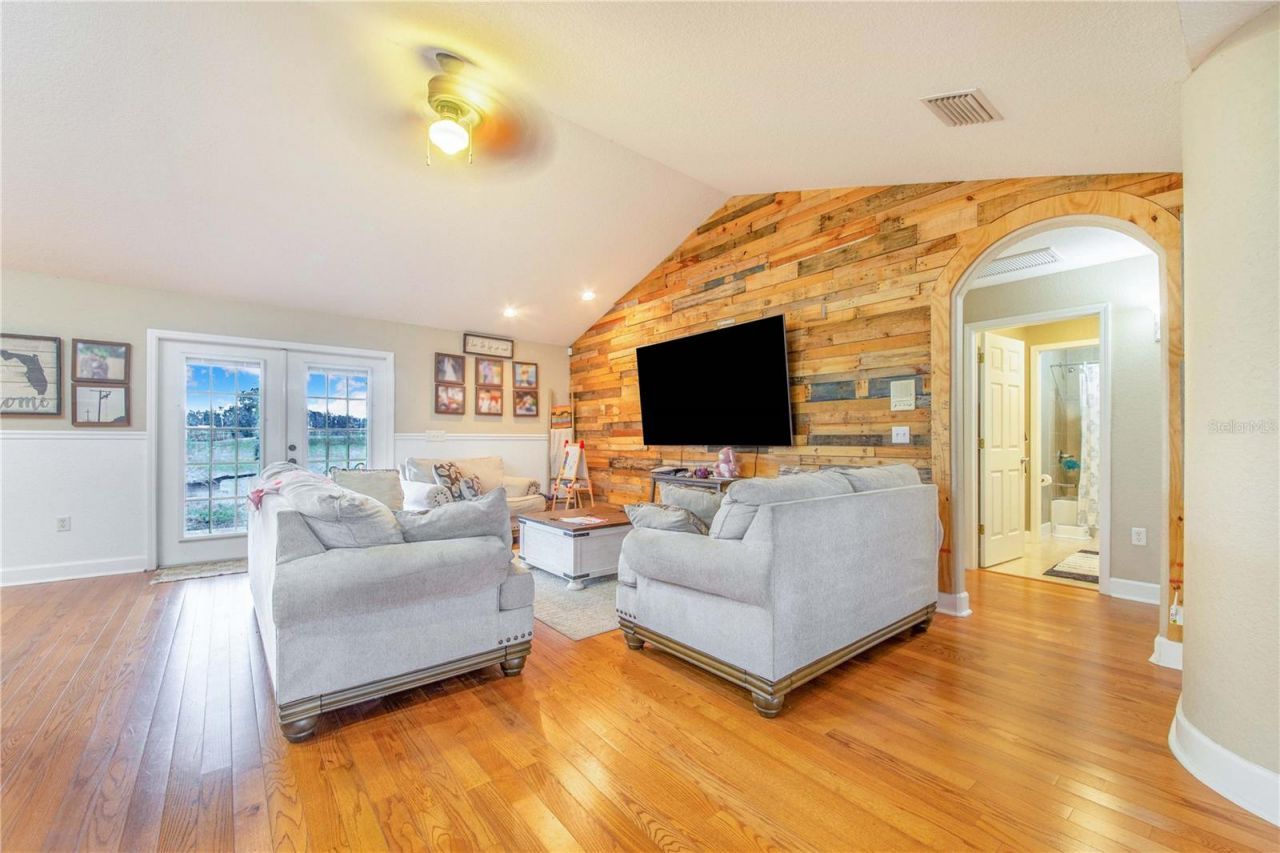 4510 Holloway Creek Drive, Plant City, FL 33567 Photo