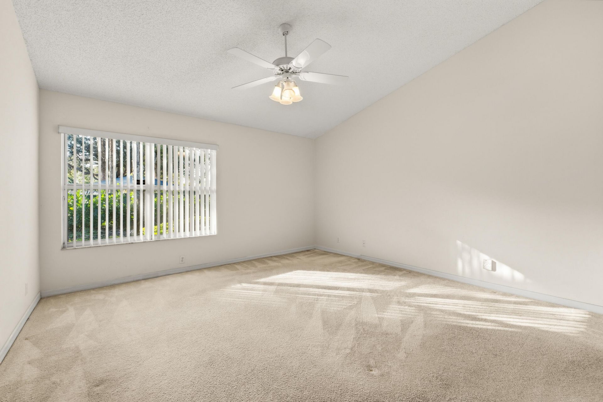 15305 Ixora Road, Delray Beach, FL 33484 Photo