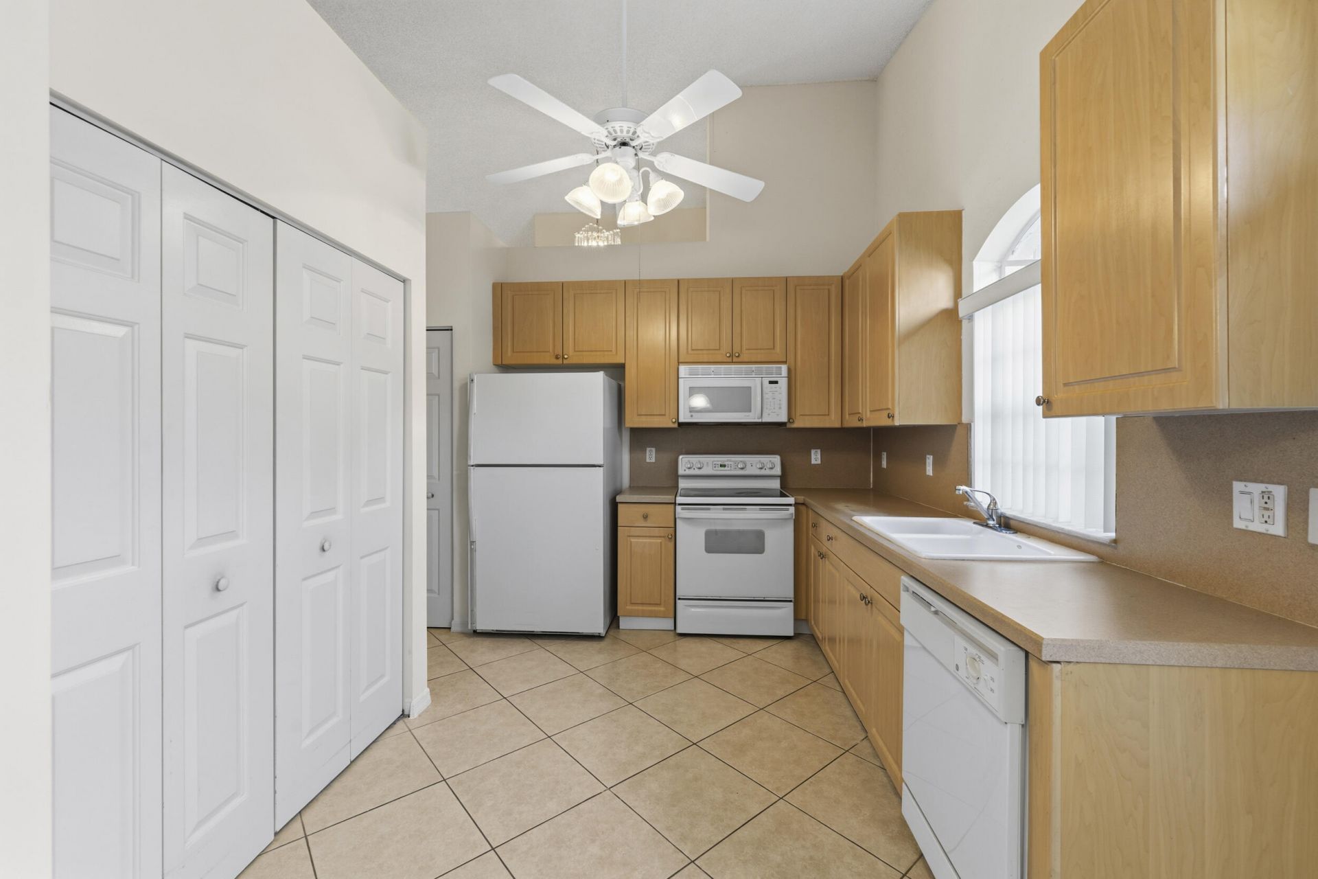 15305 Ixora Road, Delray Beach, FL 33484 Photo