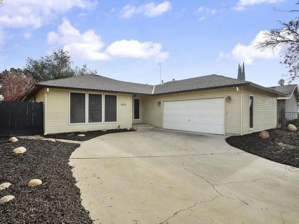 1312 1312 Wylmawood Ln, Modesto, CA 95355