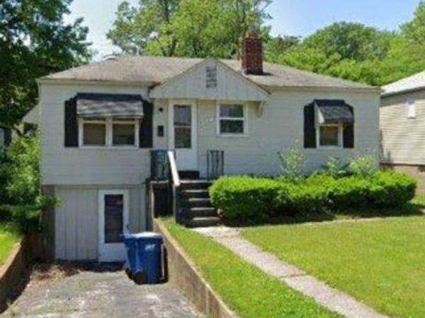 7504 Calvin Avenue, St Louis, MO 63136