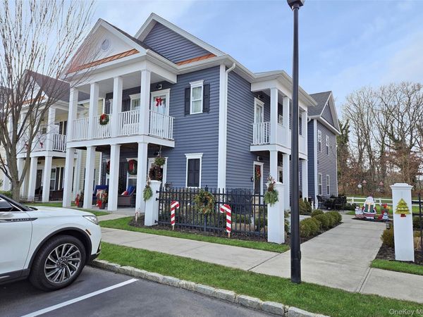 20 Bayard Drive, Great River, NY 11730