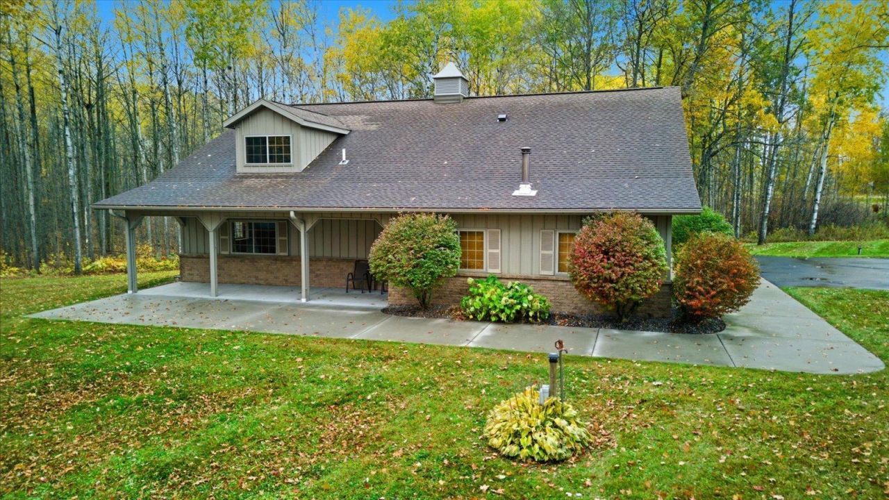 21437 County Road 17, Cohasset, MN 55721 Main Photo