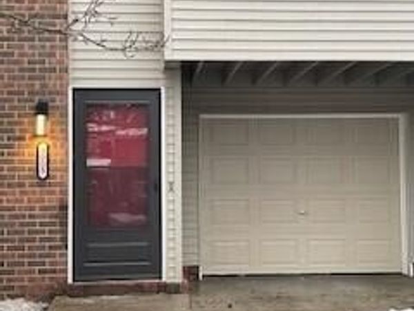 3005 Chapshire Drive SE, Grand Rapids, MI 49546