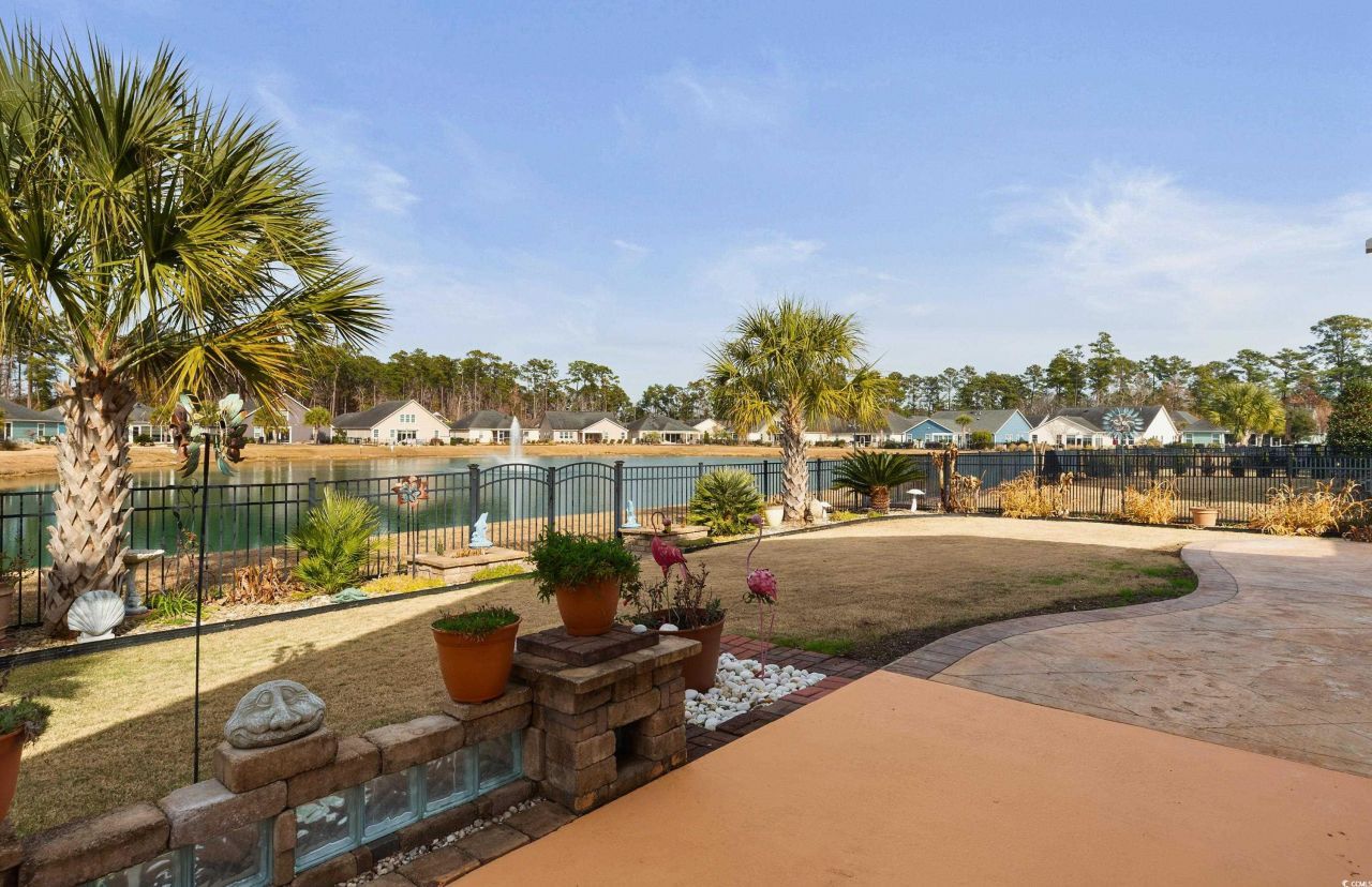 1960 Oxford St. Photo 17