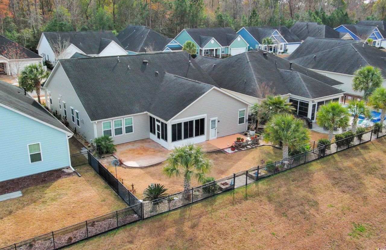 1960 Oxford St. Photo 33