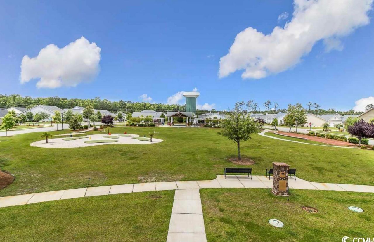 1960 Oxford St. Photo 38