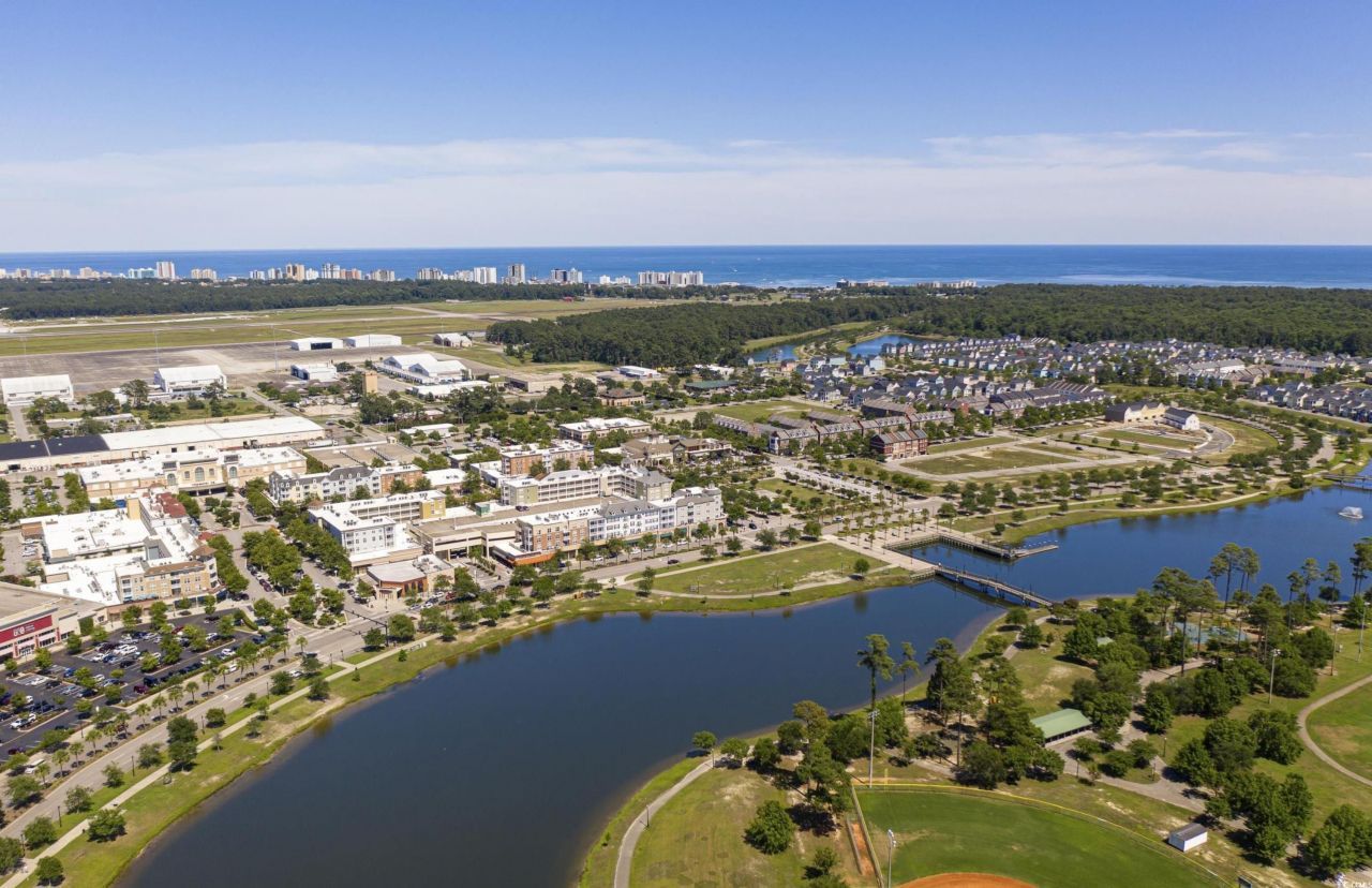 1960 Oxford St. Photo 40