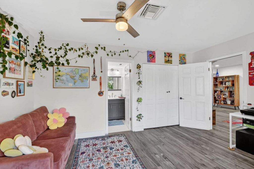 1801 Presidential Way, Unit D204, West Palm Beach, FL 33401 Photo