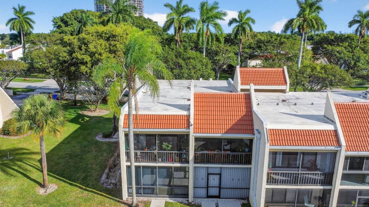 1801 Presidential Way, Unit D204, West Palm Beach, FL 33401 Photo