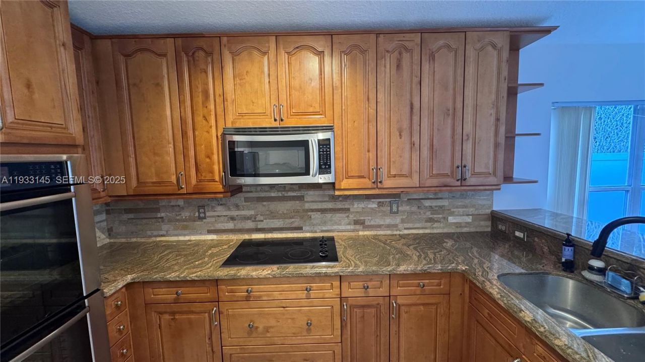 326 SW 162nd Ave , Pembroke Pines, FL 33027 Photo