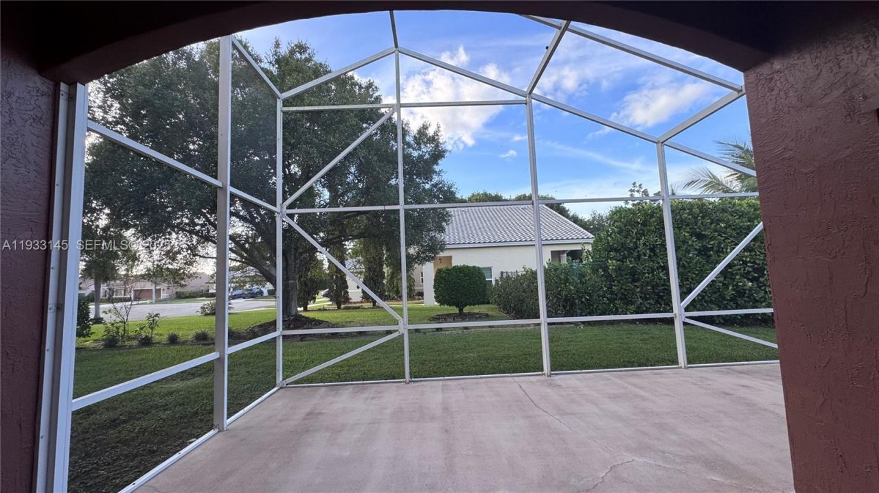 326 SW 162nd Ave , Pembroke Pines, FL 33027 Photo