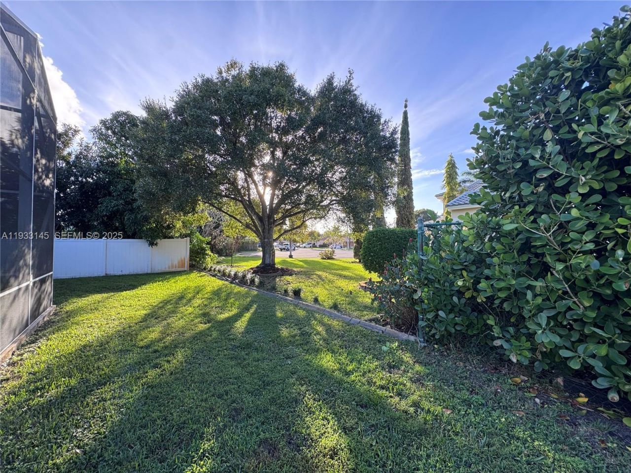 326 SW 162nd Ave , Pembroke Pines, FL 33027 Photo