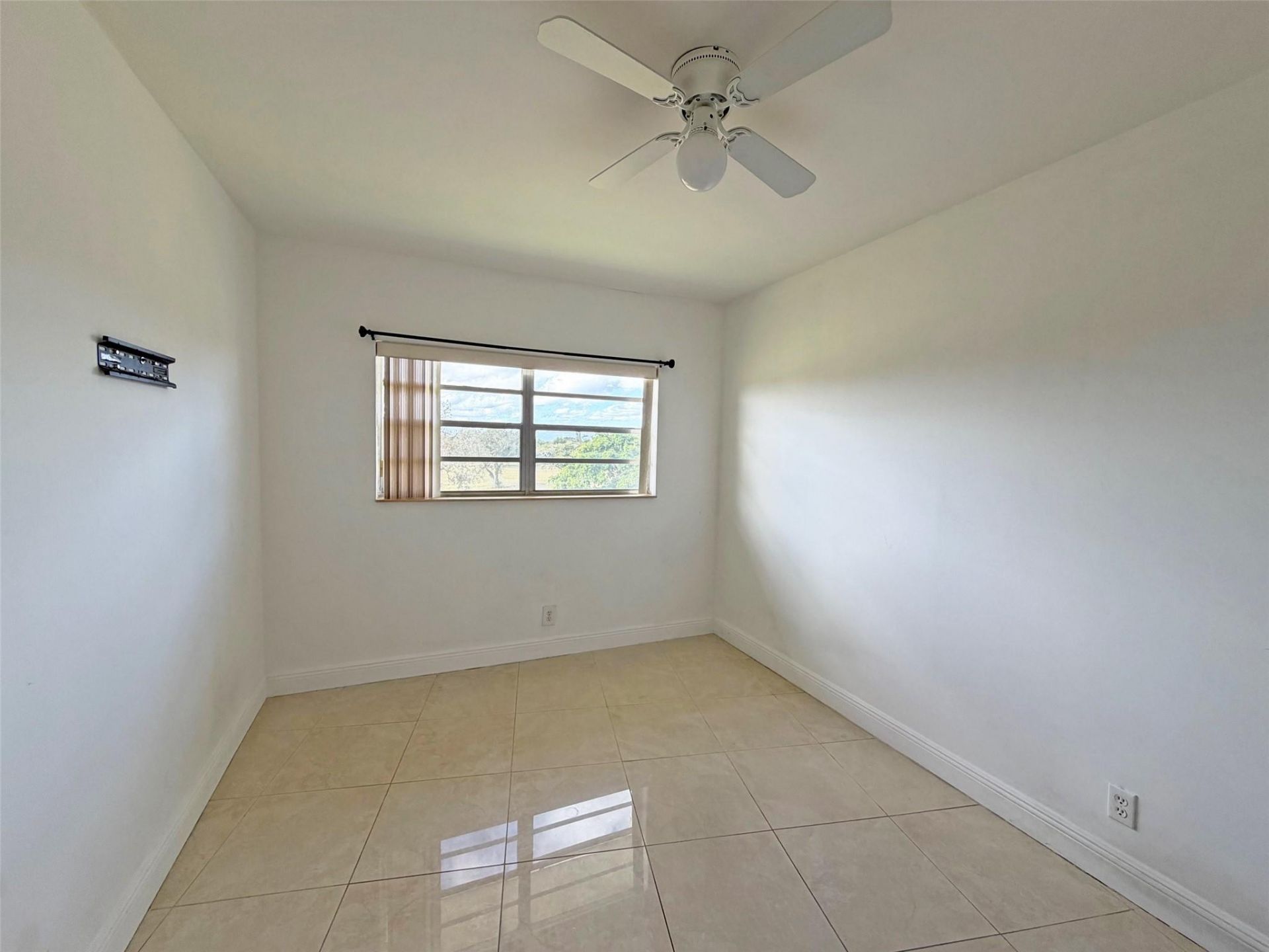 5601 NW 2nd Ave, Unit 325, Boca Raton, FL 33487 Photo
