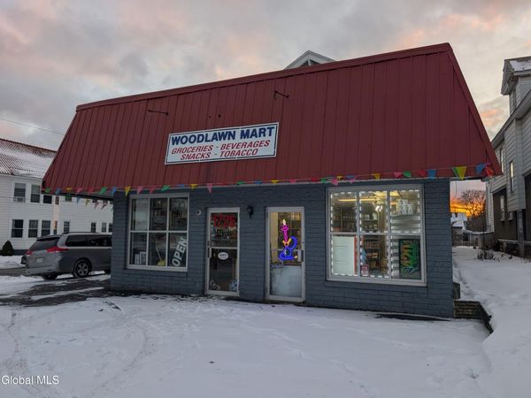 1726 State Street, Schenectady, NY 12304