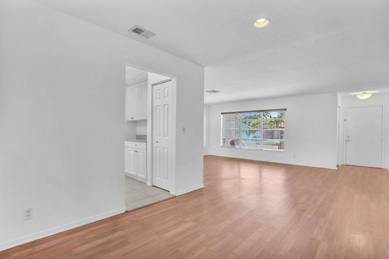 7116 Pine Bluff Drive, Lake Worth, FL 33467 Photo