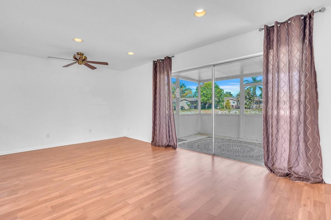 7116 Pine Bluff Drive, Lake Worth, FL 33467 Photo