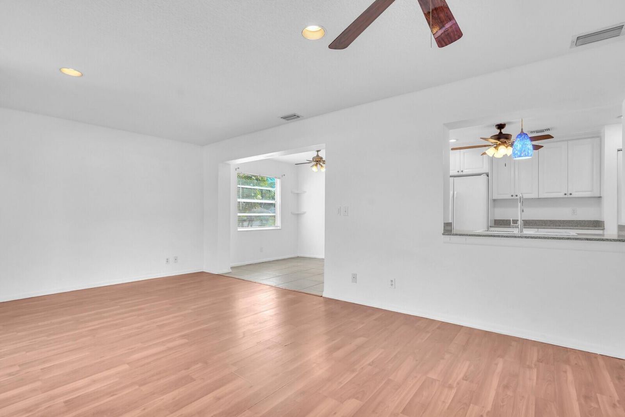 7116 Pine Bluff Drive, Lake Worth, FL 33467 Photo