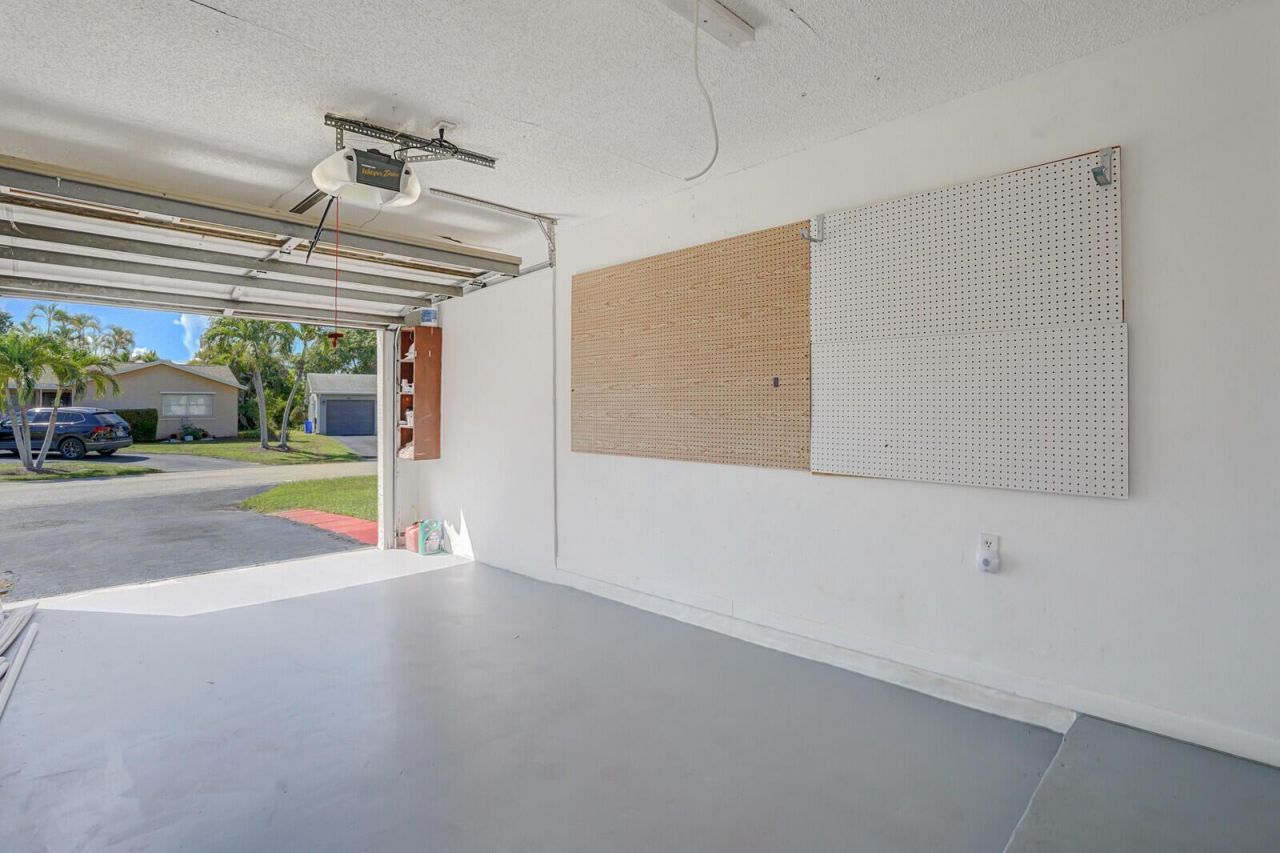 7116 Pine Bluff Drive, Lake Worth, FL 33467 Photo