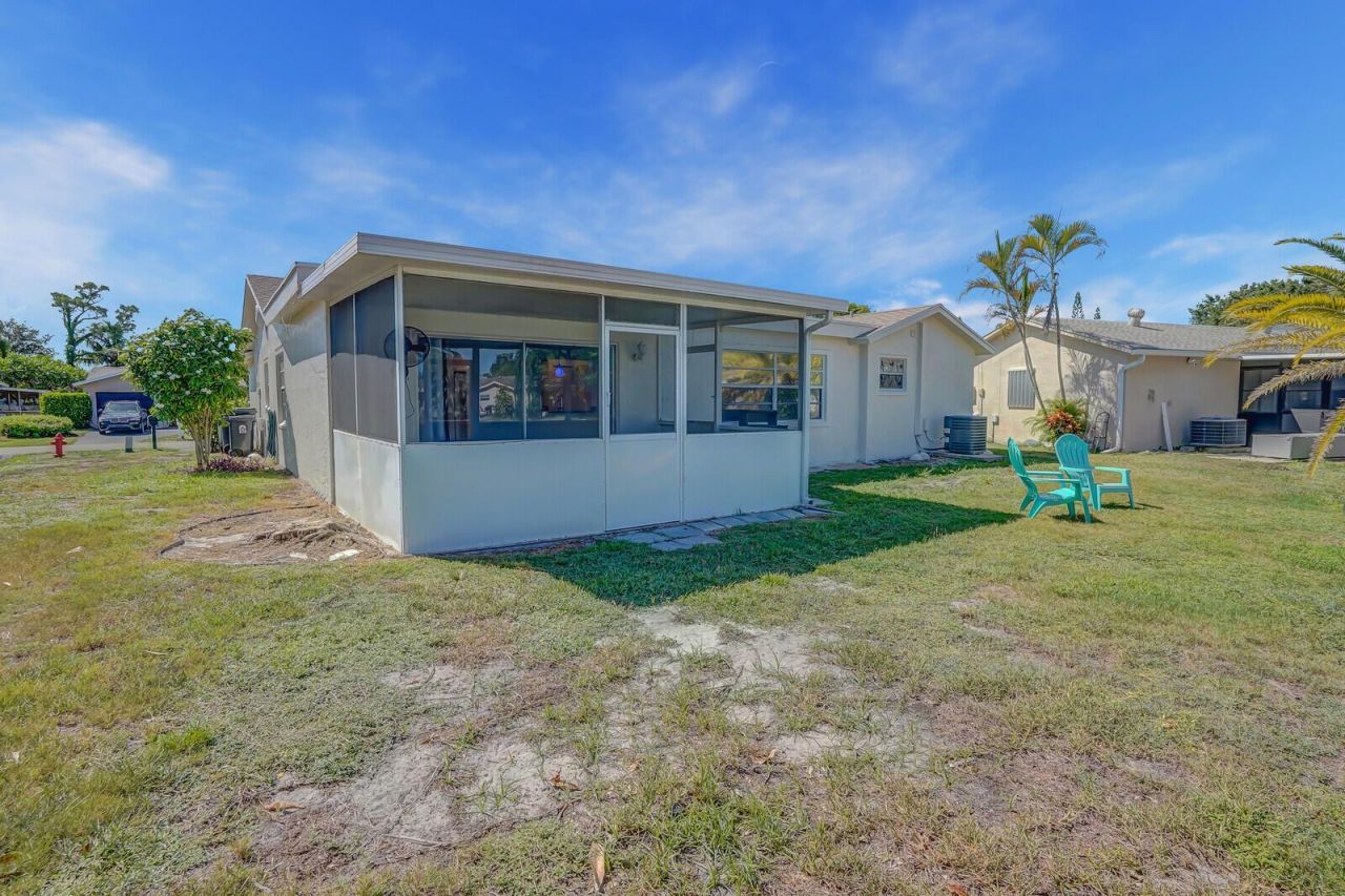 7116 Pine Bluff Drive, Lake Worth, FL 33467 Photo