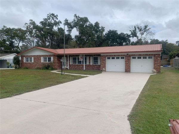 1104 N KNIGHT STREET, PLANT CITY, FL 33563
