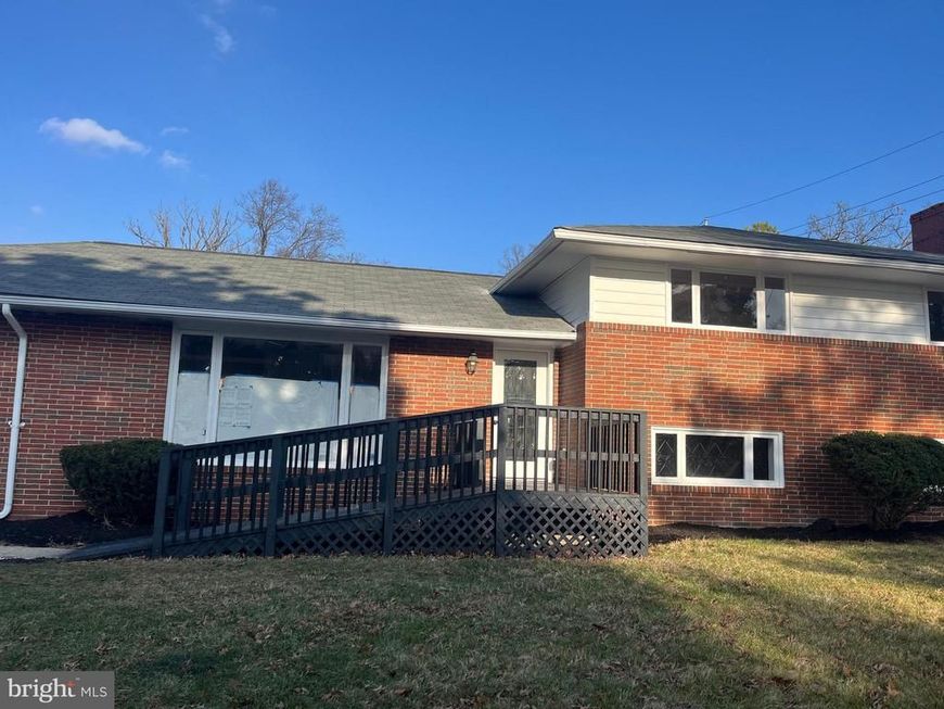 2813 Gwynnview Road, Baltimore, MD 21207 Main Photo