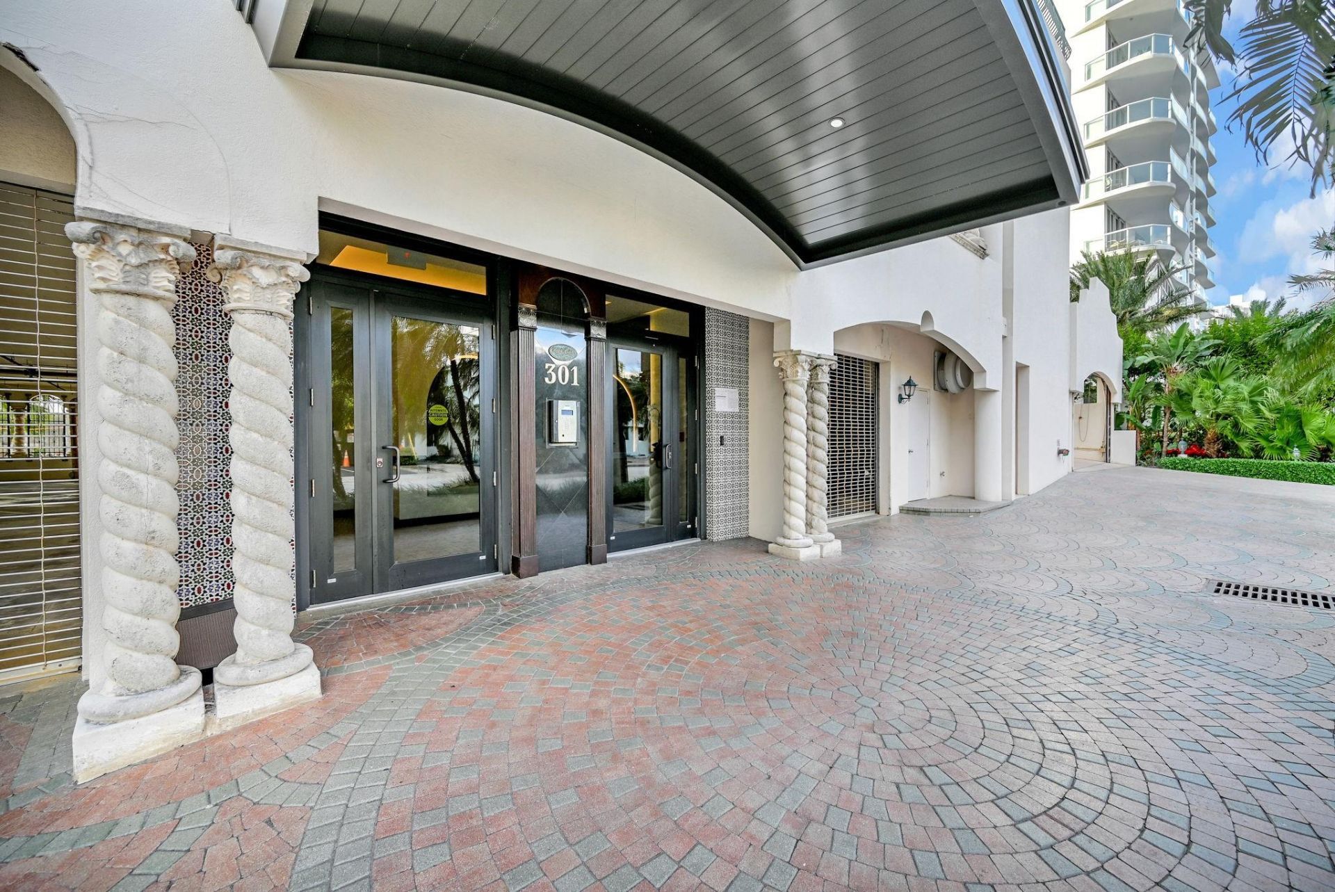 301 N Birch Road, Unit 6S, Fort Lauderdale, FL 33304 Photo