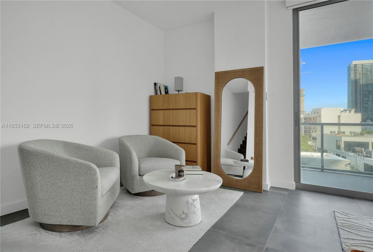 3470 E Coast Ave, Unit H0606, Miami, FL 33137 Photo