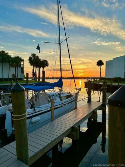 1950 SW Palm City Road, Unit 1-207, Stuart, FL 34994 Photo