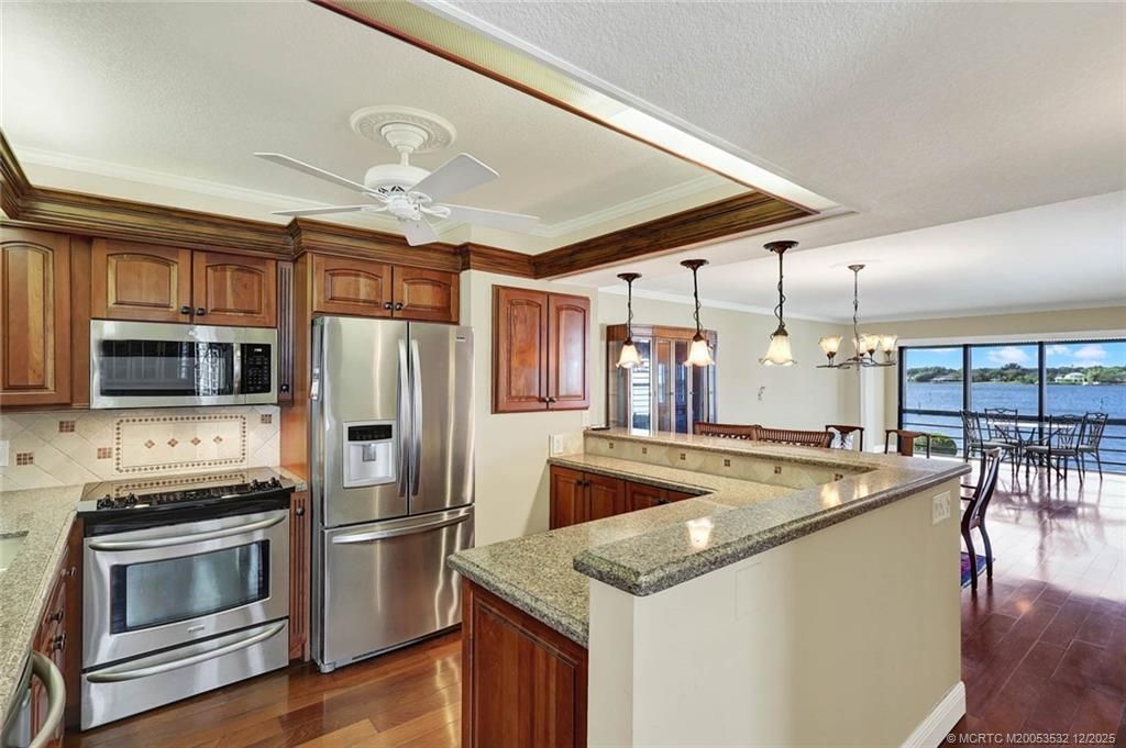 1950 SW Palm City Road, Unit 1-207, Stuart, FL 34994 Photo