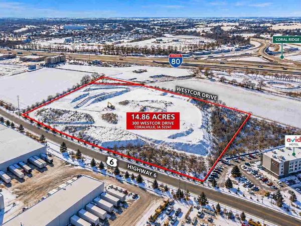 300 Westcor Dr, Coralville, IA 52241