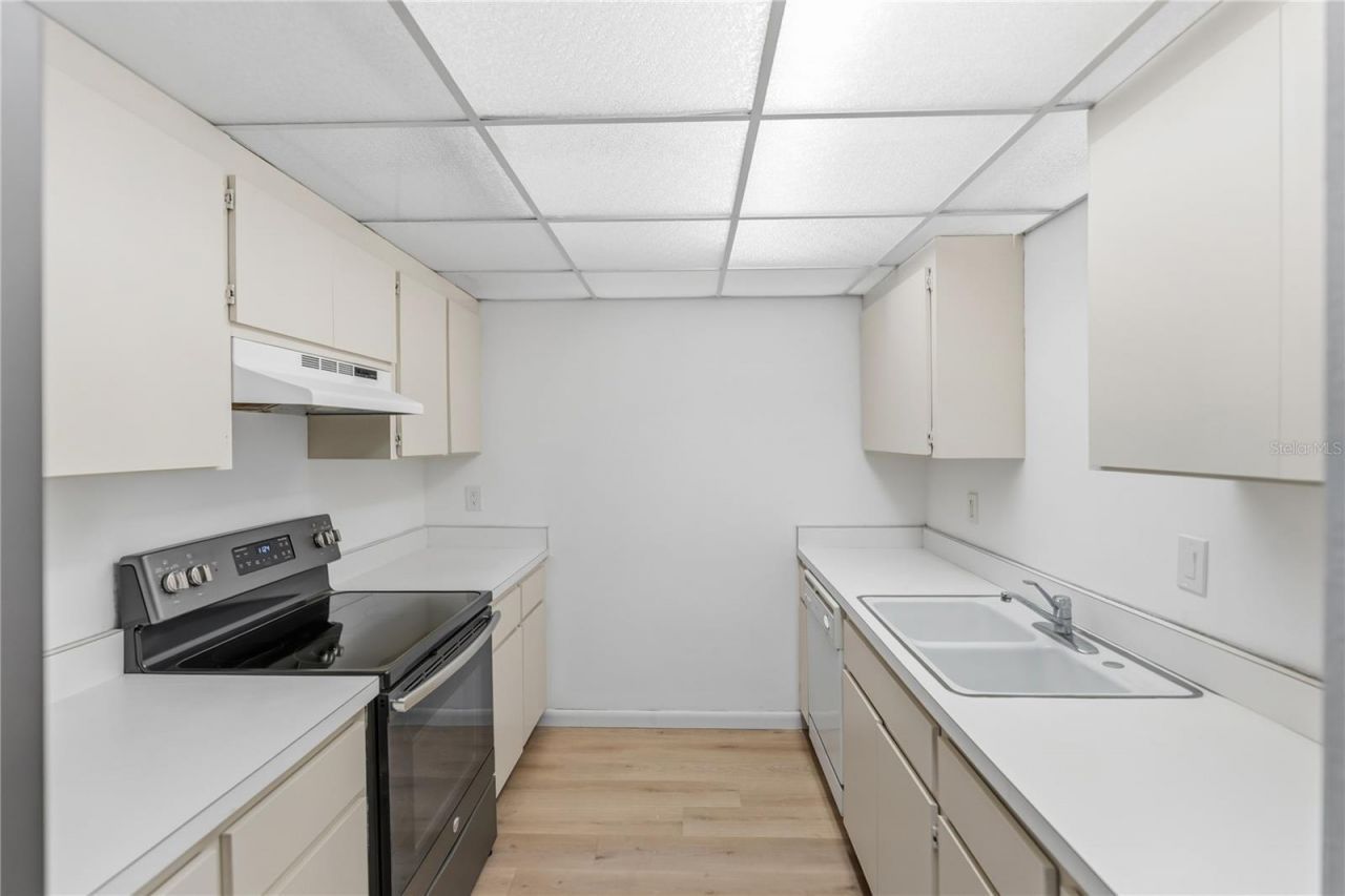 4485 Gulf Of Mexico Drive, Unit 402, Longboat Key, FL 34228 Photo