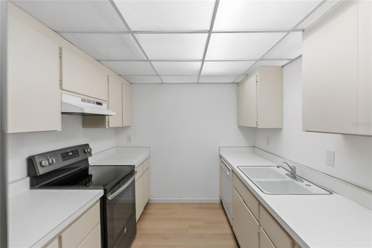 4485 Gulf Of Mexico Drive, Unit 402, Longboat Key, FL 34228 Photo