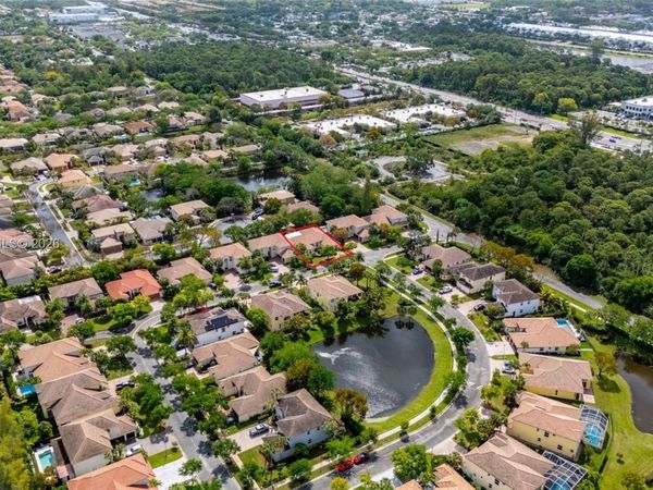 7116 W Pinecreek Way, Coconut Creek, FL 33073