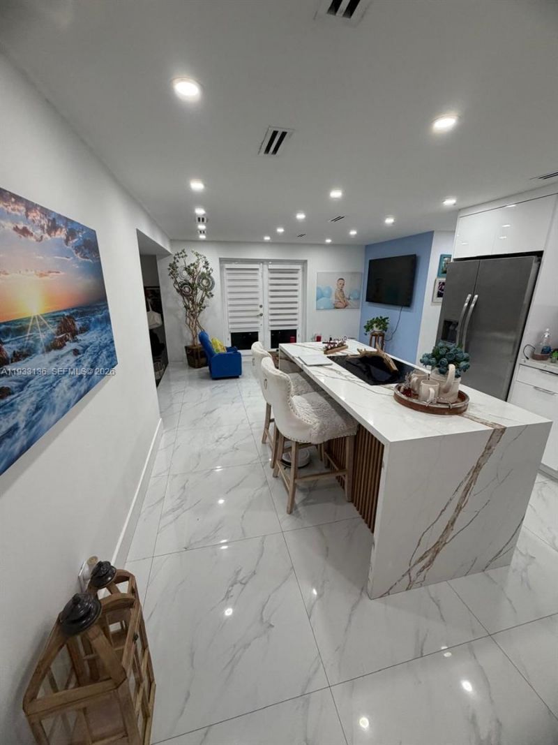 5168 E 8th Ln, Hialeah, FL 33013 Photo