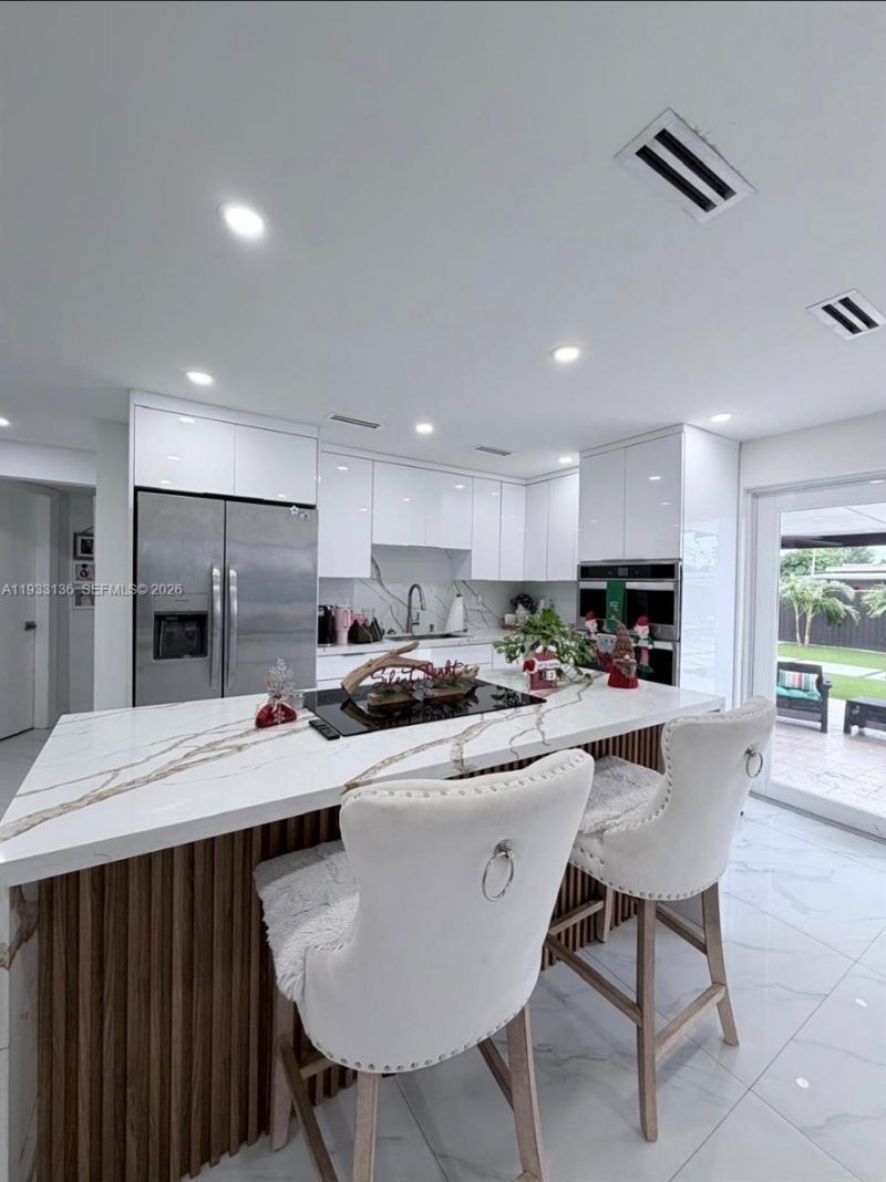 5168 E 8th Ln, Hialeah, FL 33013 Photo