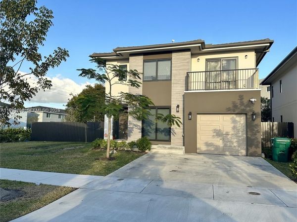 306 NW 11th Ct, Florida City, FL 33034